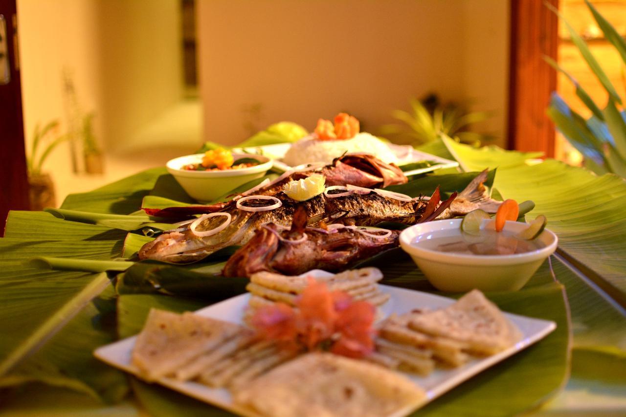Noomuraka Inn Omadhoo Экстерьер фото
