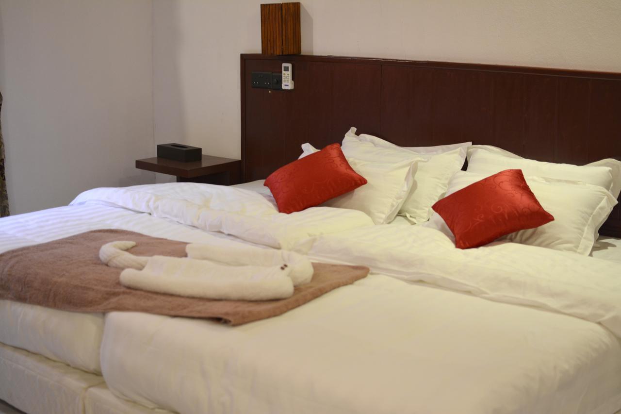 Noomuraka Inn Omadhoo Экстерьер фото